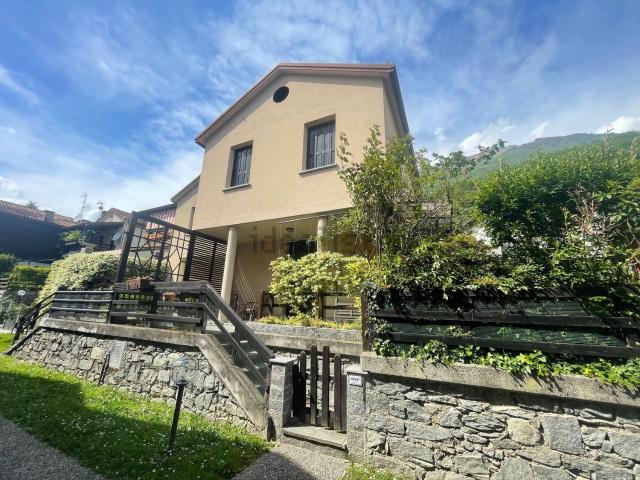 Villetta a schiera in vendita di 97 m² in Via dell&apos Era
