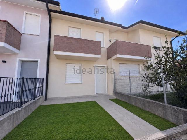 Villetta a schiera in vendita di 95 m² in Via Torino