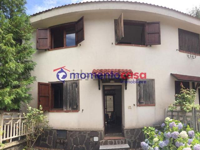 Villetta a schiera in vendita di 95 m² in Via dei Monti, 15