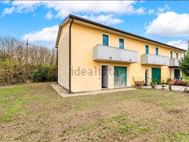 Villetta a schiera in vendita di 95 m² in Via Giovannelli G 15