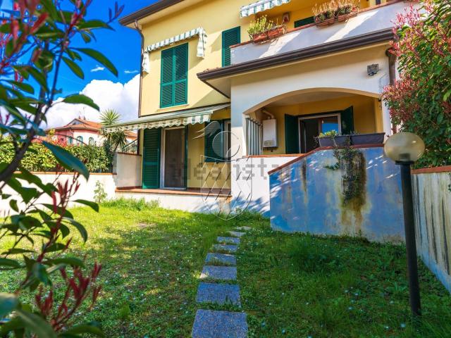 Villetta a schiera in vendita di 95 m² in Via Olmarello