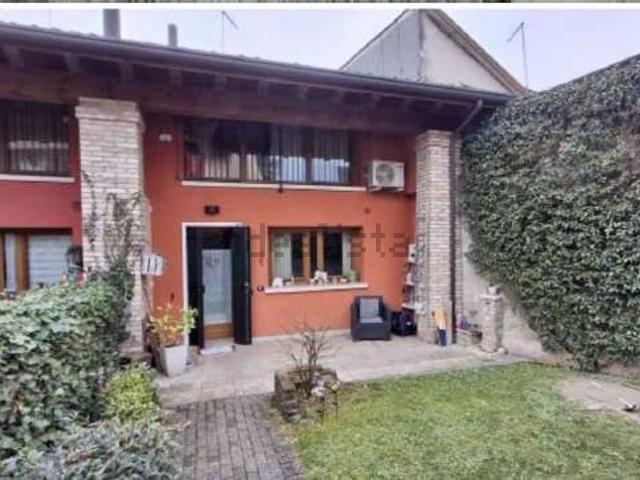 Villetta a schiera in vendita di 95 m² in Via San Pio X, 12