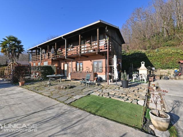 Villetta a schiera in vendita di 96 m² in Strada Cesani Marciottina, 36