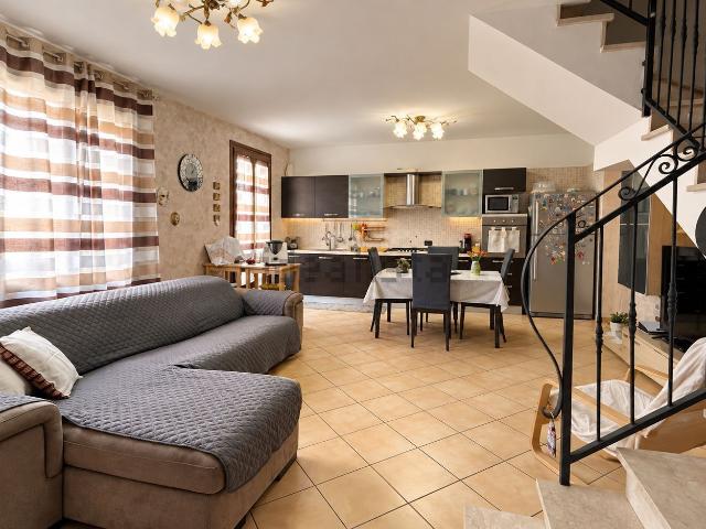 Villetta a schiera in vendita di 96 m² in Via Angelo Venturoli, 27