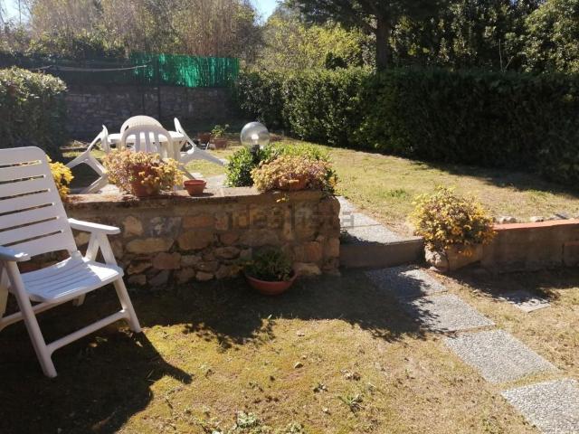Villetta a schiera in vendita di 100 m² in Traversa Livornese Emolaio