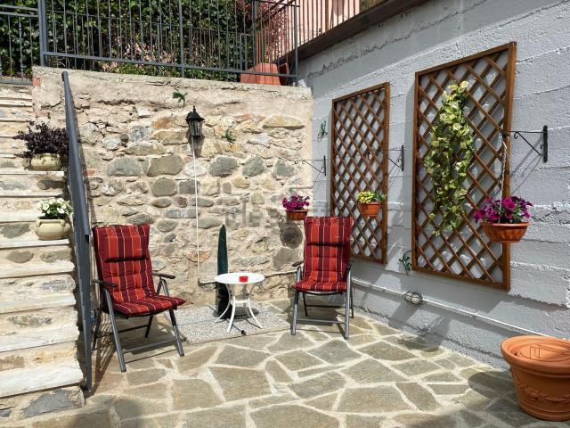 Villetta a schiera in vendita di 100 m² in Via Cesare Battisti Monzone, 118