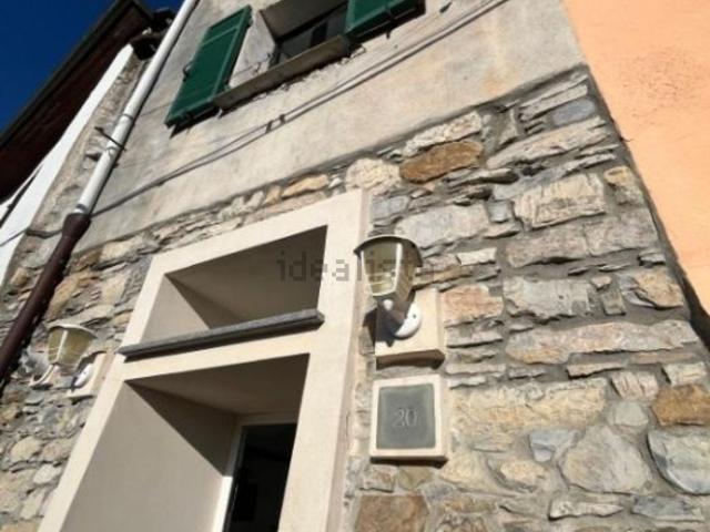 Villetta a schiera in vendita di 100 m² in Via Dante Alighieri