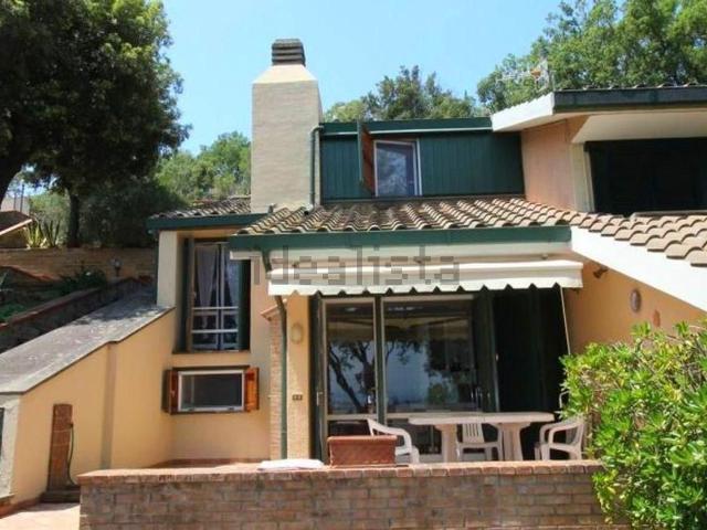 Villetta a schiera in vendita di 100 m² in Via dei Butteri, 1