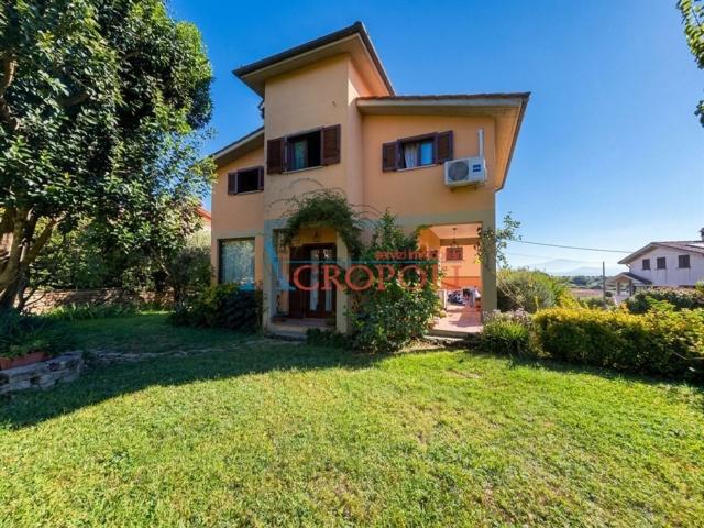 Villetta a schiera in vendita di 100 m² in Via dei Sambuchi