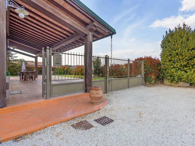 Villetta a schiera in vendita di 100 m² in Via F.lli Cervi