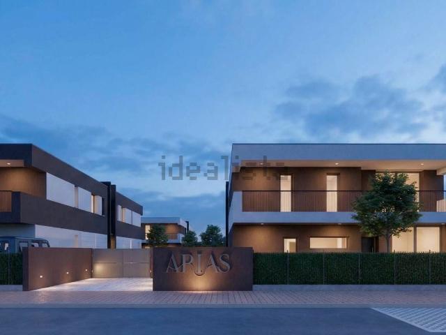 Villetta a schiera in vendita di 100 m² in Via Pioghella