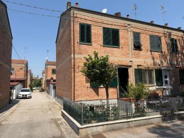 Villetta a schiera in vendita di 100 m² in Viale Trentacinquesima Brigata, 42
