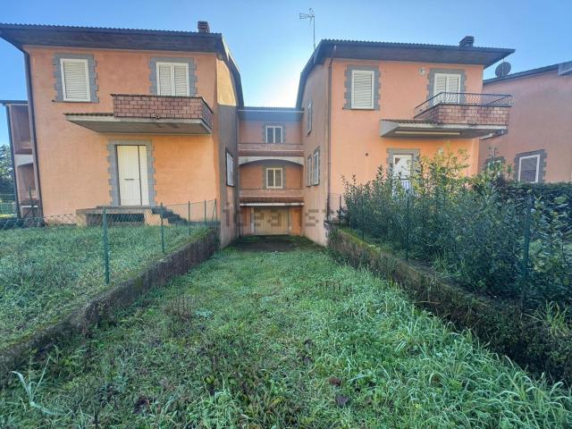 Villetta a schiera in vendita di 100 m² in Viale Trieste, 35