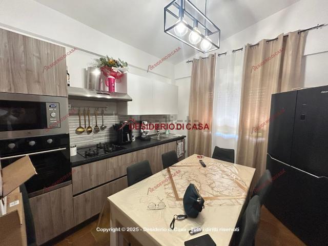 Villetta a schiera in vendita di 100 m² in Viale Europa, 33