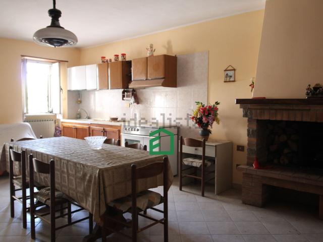 Villetta a schiera in vendita di 100 m² in Piazza della Rocca