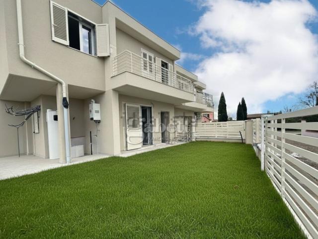 Villetta a schiera in vendita di 100 m² in Strada Fattoria Crespi