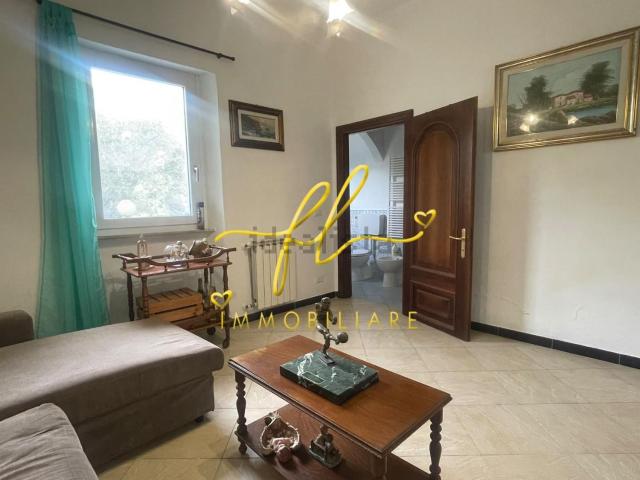 Villetta a schiera in vendita di 102 m² in Via Piombara