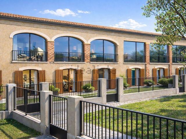 Villetta a schiera in vendita di 102 m² in Strada Paonazza