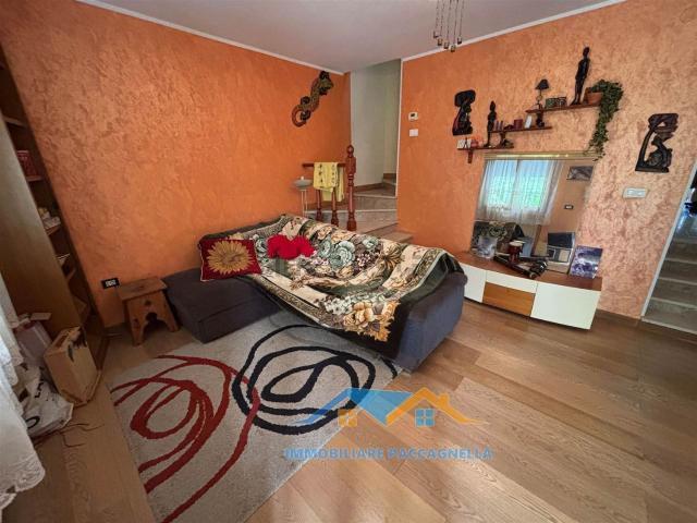 Villetta a schiera in vendita di 103 m²