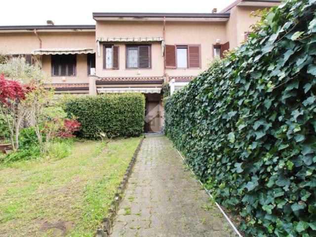 Villetta a schiera in vendita di 103 m² in Via Enrico Berlinguer, 14