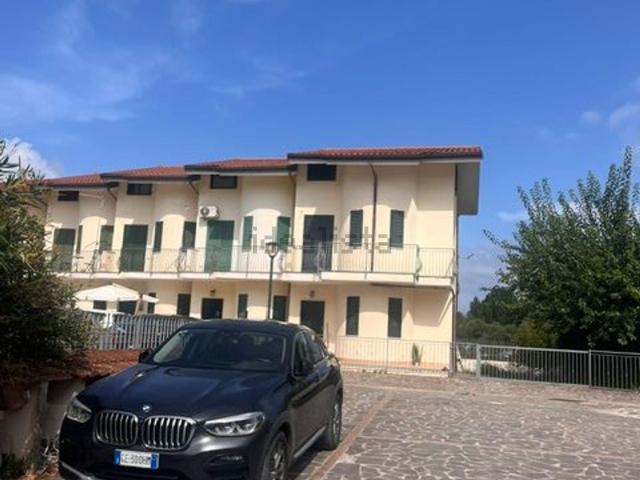 Villetta a schiera in vendita di 104 m² in Via Laura, 112