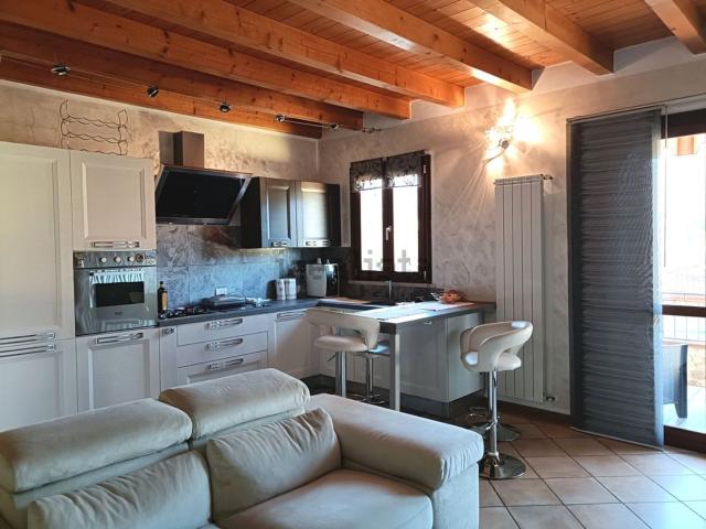 Villetta a schiera in vendita di 105 m² in Via Benecco, 27