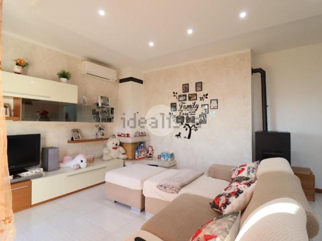 Villetta a schiera in vendita di 105 m² in Via del Tiglio, 15
