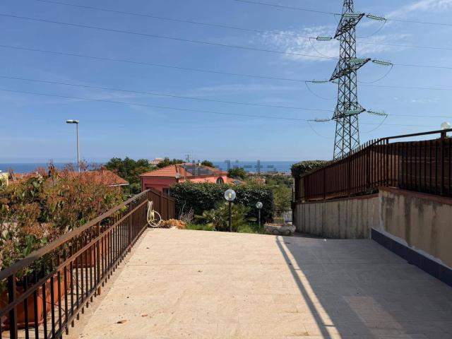 Villetta a schiera in vendita di 105 m² in Via Morteo, 9