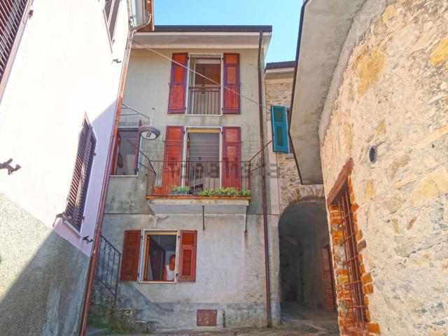 Villetta a schiera in vendita di 105 m² in Località Lusana, 22