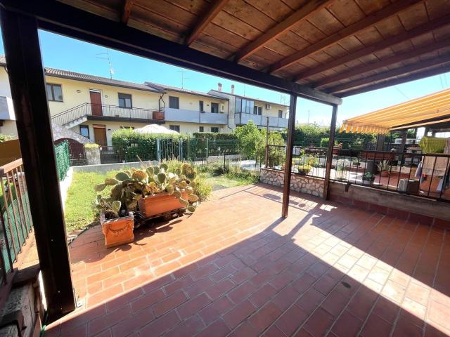 Villetta a schiera in vendita di 106 m²