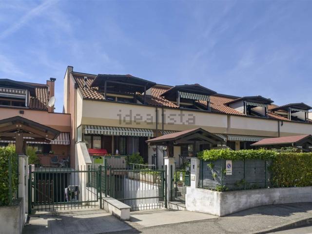 Villetta a schiera in vendita di 108 m² in Via Lunga, 4