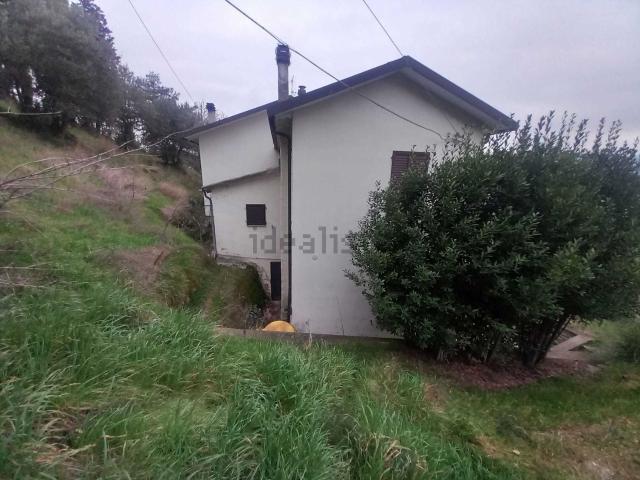 Villetta a schiera in vendita di 108 m² in Via XXIV Maggio, 140