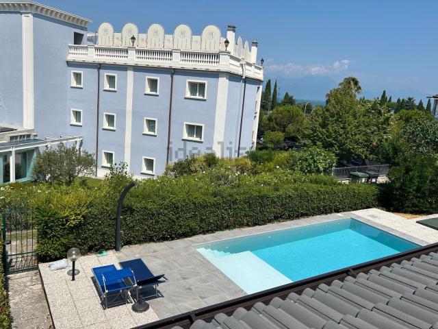 Villetta a schiera in vendita di 109 m² in Via Costantino il Grande