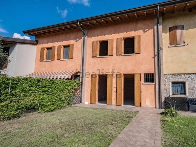 Villetta a schiera in vendita di 110 m²