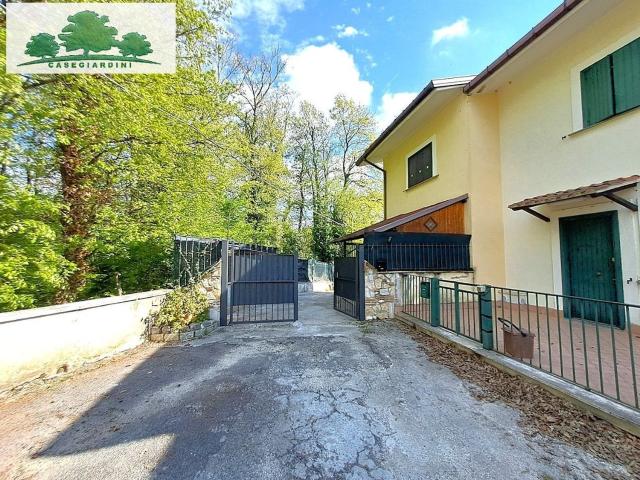 Villetta a schiera in vendita di 110 m² in Via Colle Agnelone