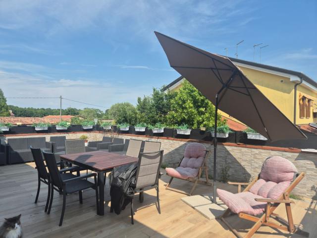 Villetta a schiera in vendita di 110 m² in Via Altinia, 159