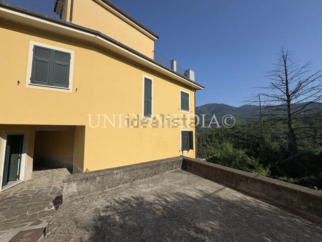 Villetta a schiera in vendita di 110 m² in Via della Costa, 19