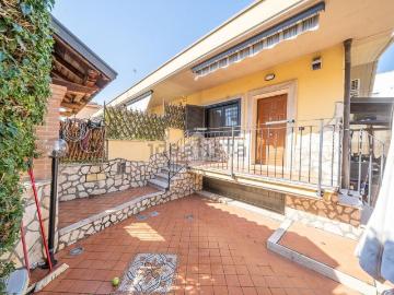 Villetta a schiera in vendita di 110 m² in Via di Giardinetti, 71