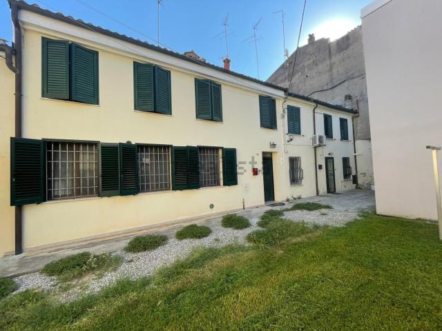 Villetta a schiera in vendita di 110 m² in Via Otello Putinati