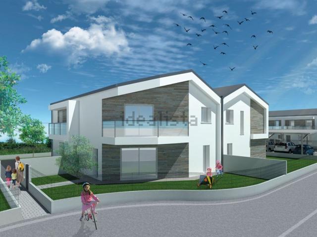 Villetta a schiera in vendita di 110 m² in Via Montereale