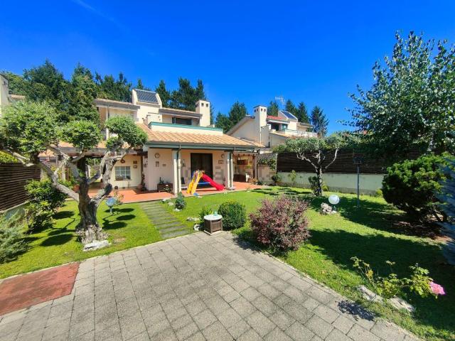 Villetta a schiera in vendita di 110 m² in Via Mater Dei