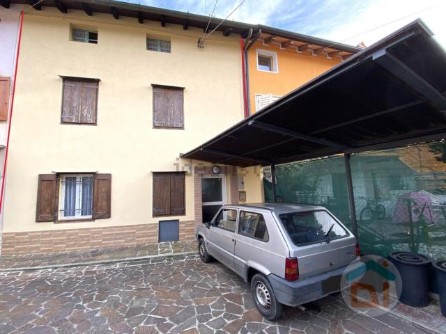 Villetta a schiera in vendita di 110 m² in Via Sigismondo Attems, 5