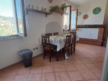Villetta a schiera in vendita di 110 m² in Via per Nicola, 9