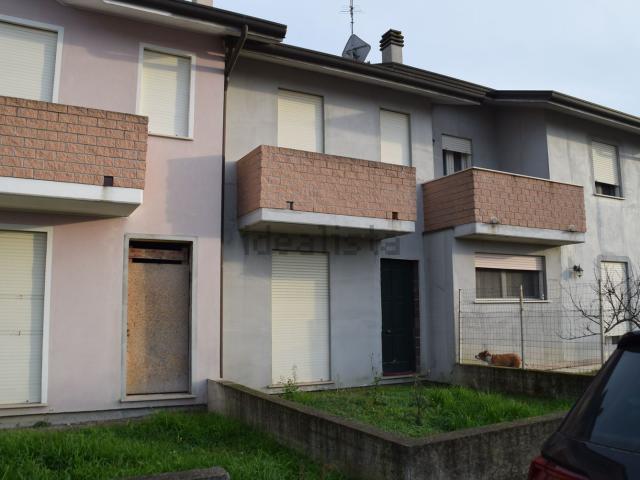 Villetta a schiera in vendita di 110 m² in Via Roma, 5