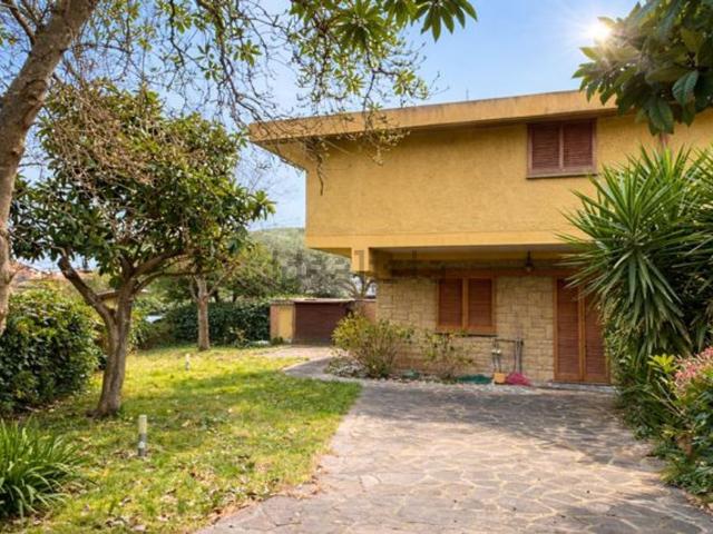 Villetta a schiera in vendita di 110 m² in Via Roma, 70