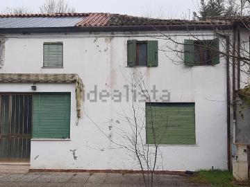 Villetta a schiera in vendita di 110 m² in Via Varotara