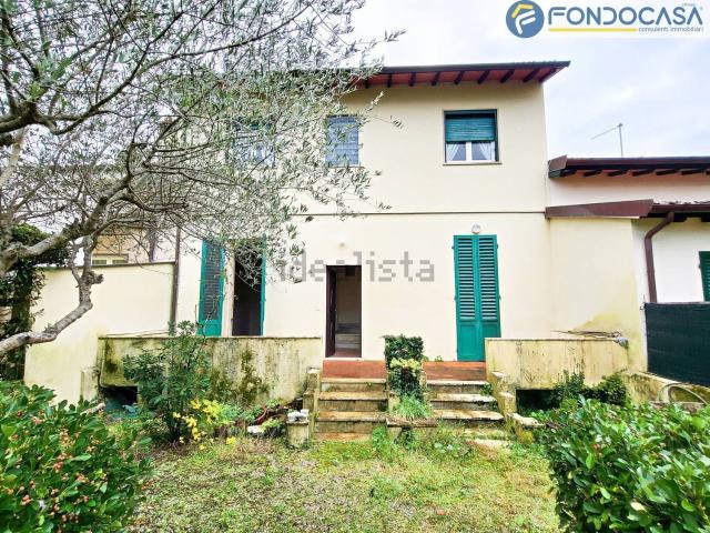 Villetta a schiera in vendita di 110 m² in Viale Roma, 273