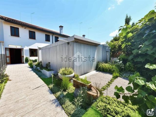 Villetta a schiera in vendita di 110 m² in Strada San Bartolomeo, 30