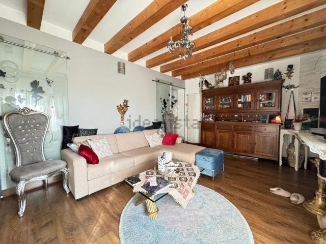 Villetta a schiera in vendita di 113 m² in Via Bragni