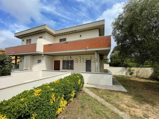 Villetta a schiera in vendita di 113 m² in Via R. Fucini, 1